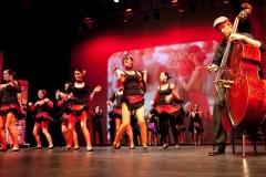 Dan-zena-OLE.-8.3.2011-13