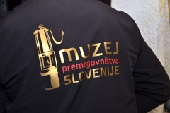 Zlata-poroka-160-metrov-pod-zemeljskim-površjem-37