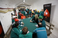 Znani-Slovenci-igrali-poker-200-metrov-pod-zemljo-10