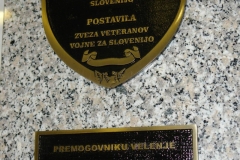 Postavitev-spominskega-obelezja-veteranov-vojne-za-SLO-11